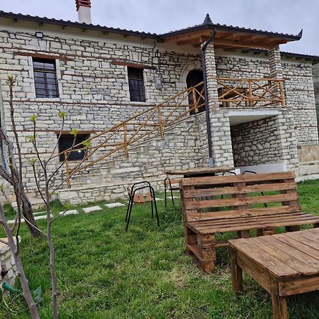 Villa Shpiragu Village Experience Berati Exterior foto