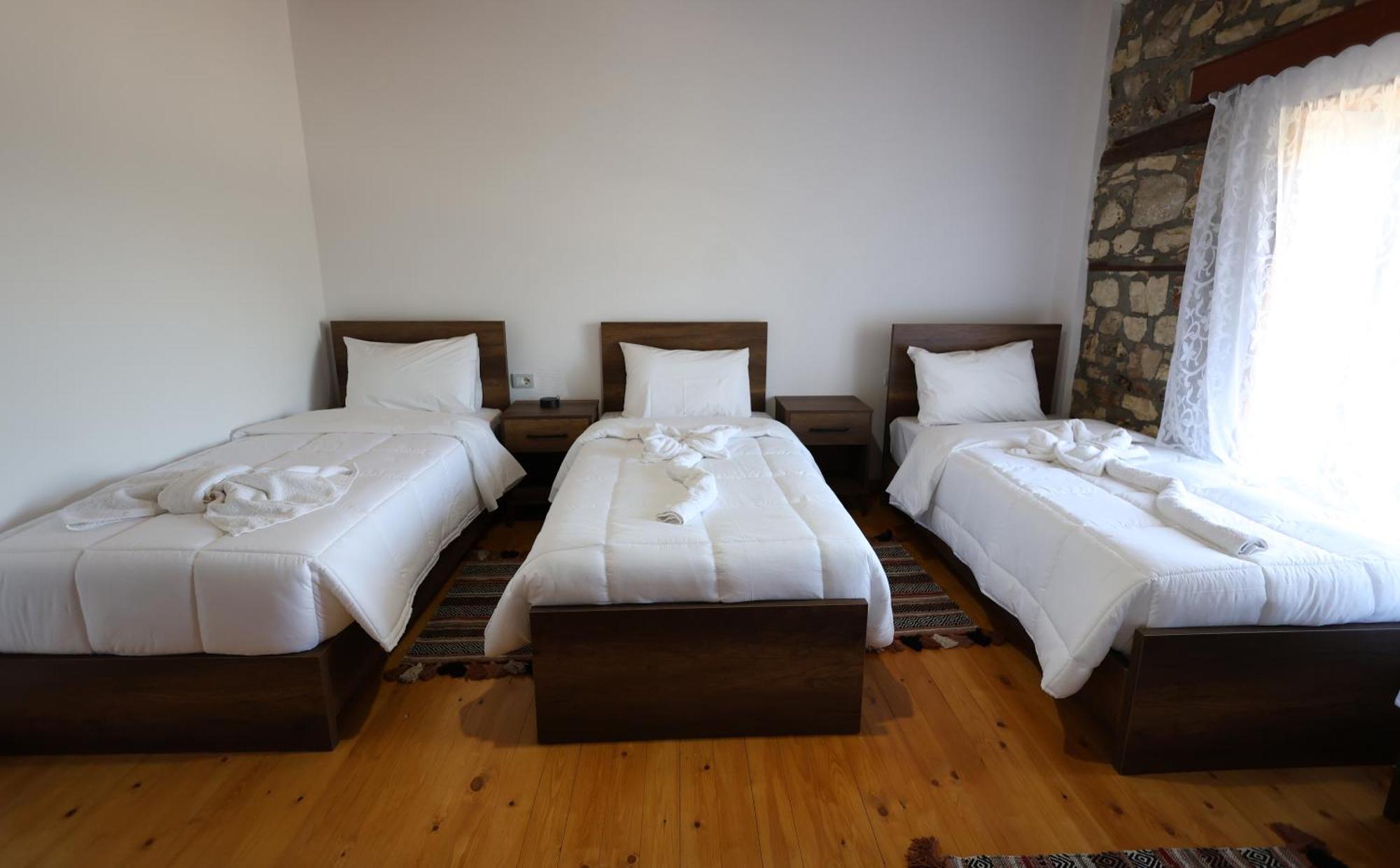 Villa Shpiragu Village Experience Berati Exterior foto