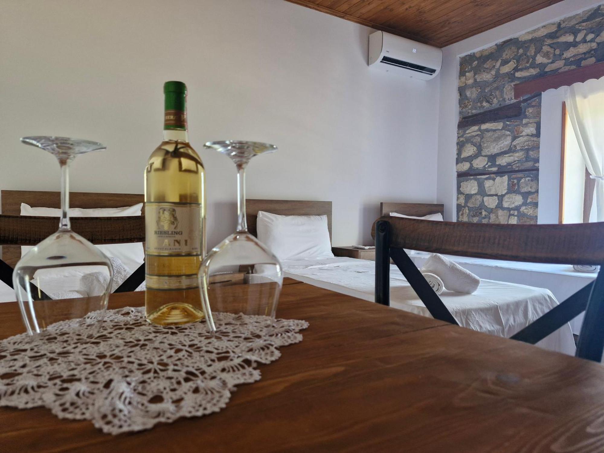 Villa Shpiragu Village Experience Berati Quarto foto