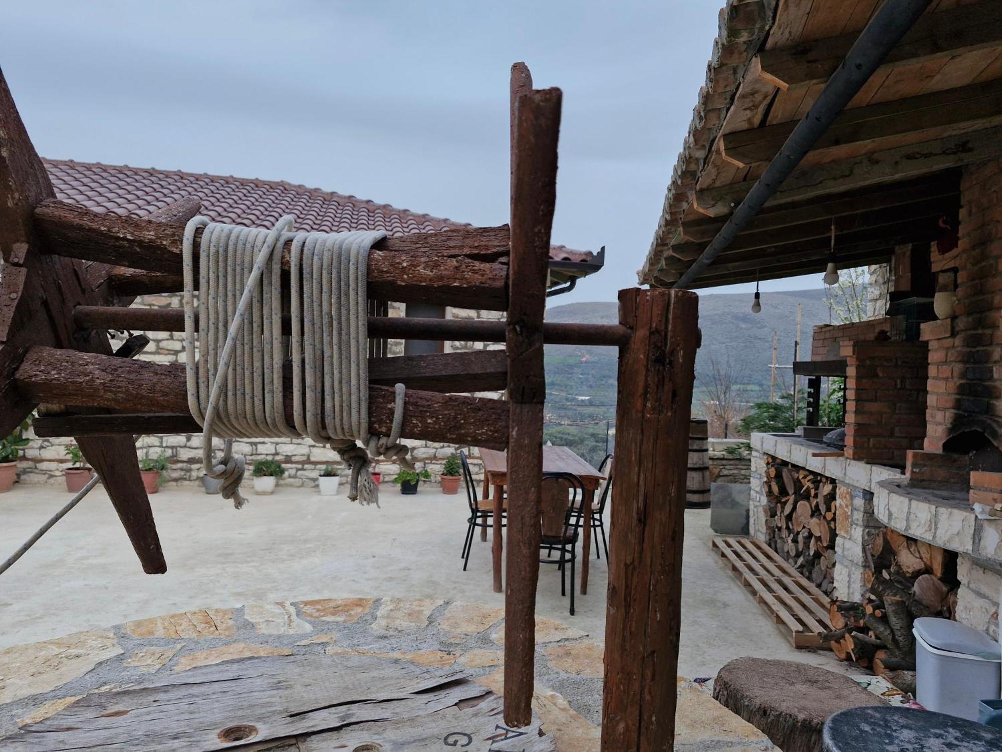 Villa Shpiragu Village Experience Berati Exterior foto